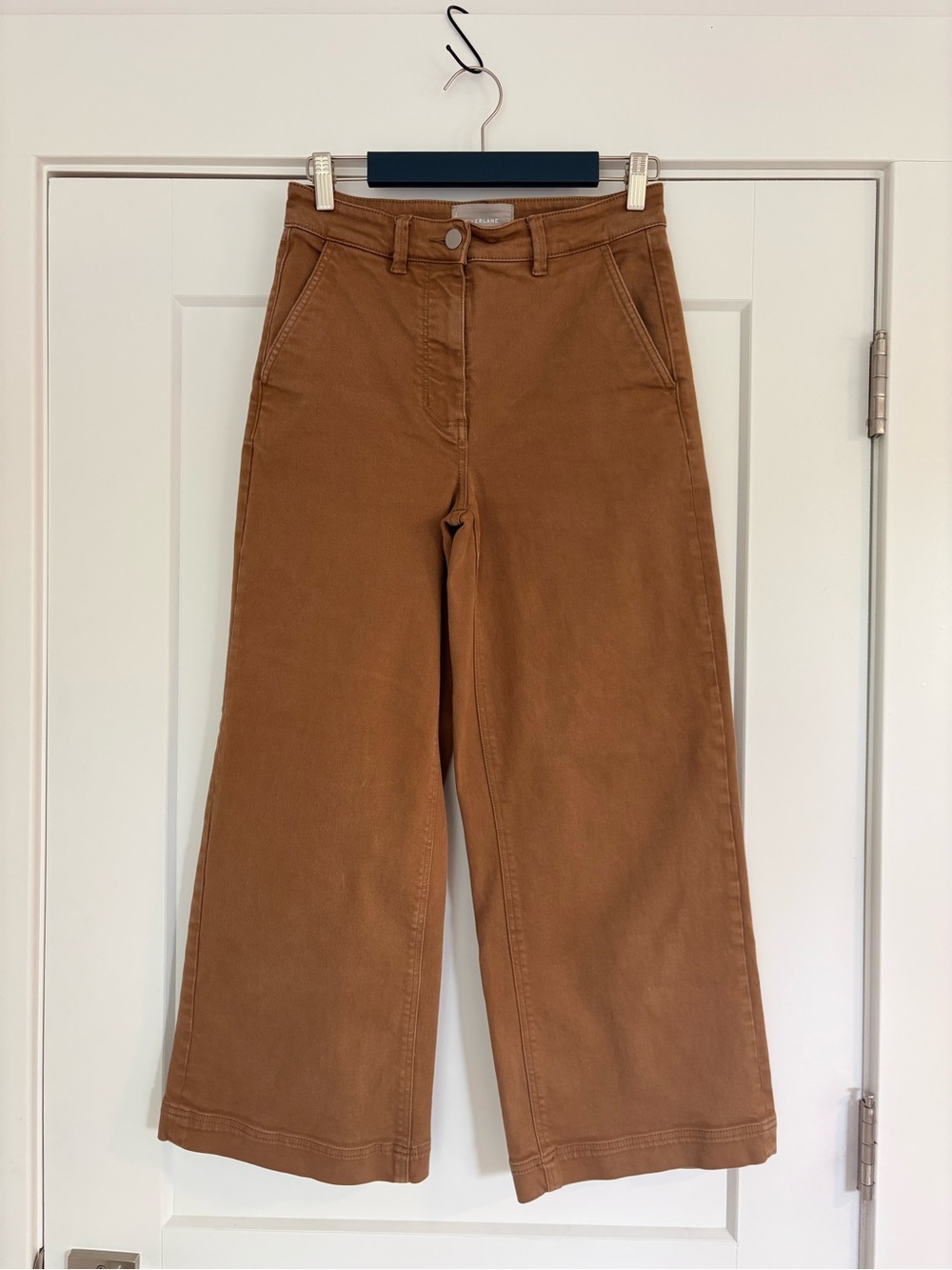 Everlane Wide-Leg High-Rise Jeans in Camel Brown